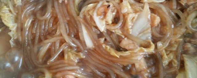 白菜干豆腐炖粉条怎样做 怎样做白菜干豆腐炖粉条
