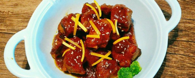 橙汁排骨怎样做 制作橙汁排骨的技巧