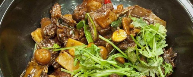 锅烧鸭怎样做 锅烧鸭的做法