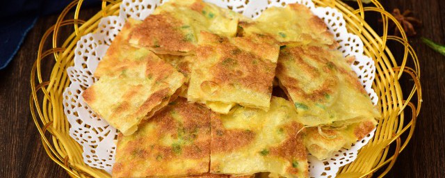 家常好吃的主食做法 这款简单的葱花饼主食一定要学