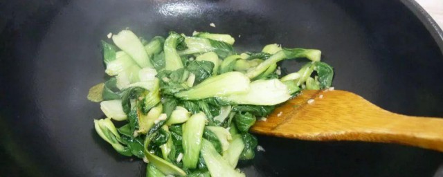 产妇吃的肉末炒青菜怎么做 产妇吃的肉末炒青菜做法