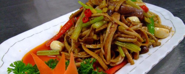 猪肚焖茶树菇如何做 制作猪肚焖茶树菇