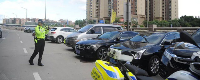 路边垂直停车技巧 路边垂直停车技巧分享