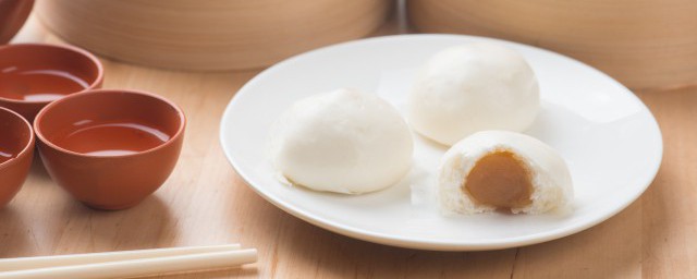 莲蓉包如何做 莲蓉包的做法步骤