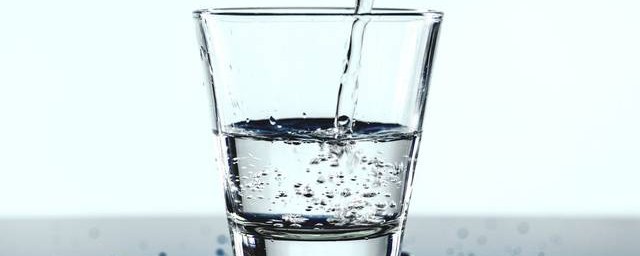 喝水的三大技巧 喝水的三大技巧是什么