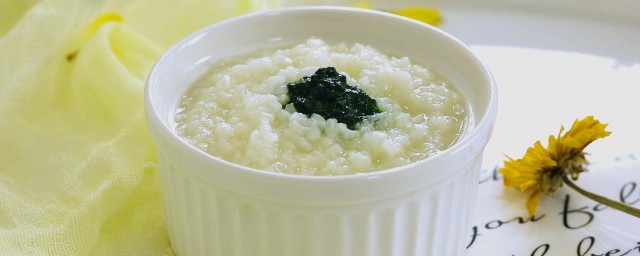 宝宝吃辅食的经验 简介宝宝吃辅食的经验