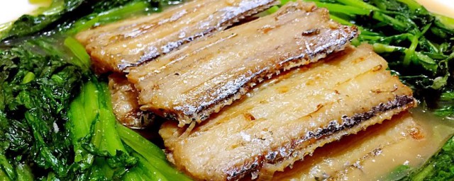 茼蒿炖带鱼的做法次序 怎样做茼蒿炖带鱼