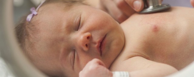 怎样精确抚养新生儿 怎样精确抚养新生儿