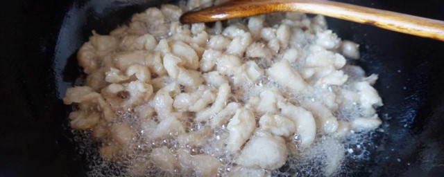 猪油熬稀饭准确办法 猪油熬稀饭要领