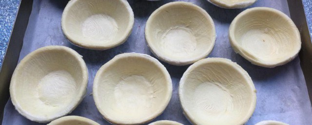 冷冻蛋挞皮需要解冻吗 冷冻蛋挞皮介绍
