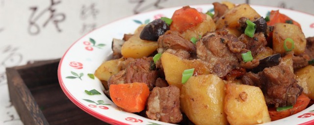 红红火火土豆红烧排骨 土豆红烧排骨做法