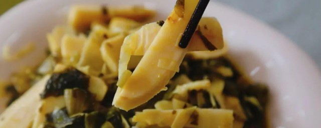 冬笋雪菜怎样做好吃又简单 雪菜冬笋炒肉丝的做法