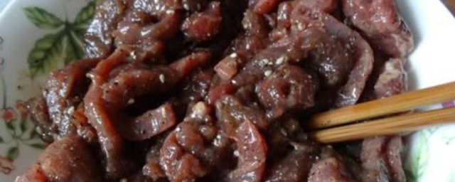 蘑菇黑椒牛柳怎样弄 蘑菇黑椒牛柳的做法
