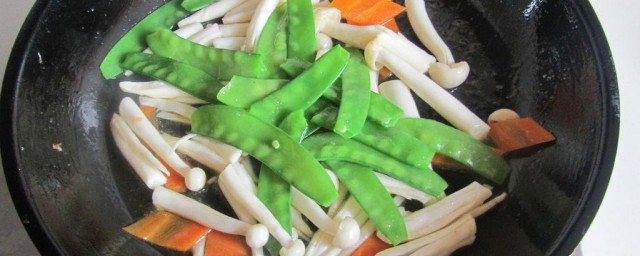 炒海鲜菇素菜技巧 关于炒海鲜菇素菜技巧