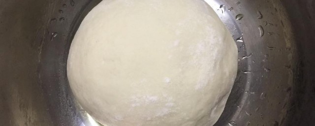 和面的技巧和次序 新手三分钟和面技巧