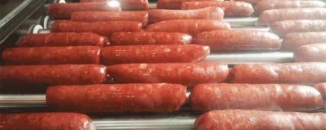 烤肠怎样做简单 烤肠的简单做法