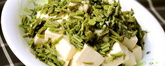 香椿拌豆腐做法 家常菜香椿拌豆腐简单做法次序
