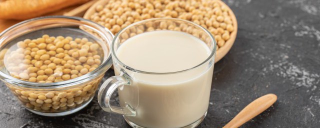 黄豆豆浆有点苦正常吗 解释黄豆豆浆有点苦