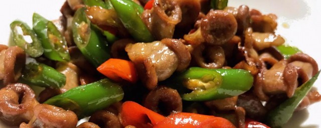 粉肠炒辣椒怎样做 粉肠炒辣椒的烹饪技巧