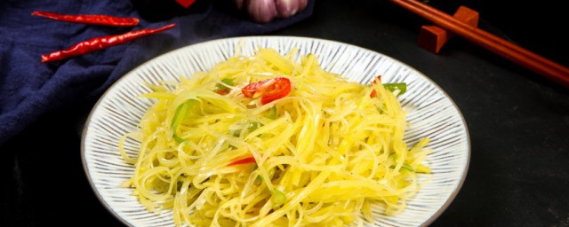 怎么做好吃的炒土豆丝呢 家常清炒土豆丝的经验分享