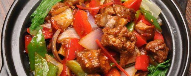 腊味煲仔饭配炒三丝 腊味煲仔饭配炒三丝制作步骤