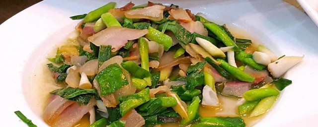 咸肉炒大蒜制作技巧 做咸肉炒大蒜流程