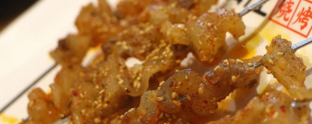 牛筋烧烤的腌制技巧 牛筋烧烤的腌制技巧如下