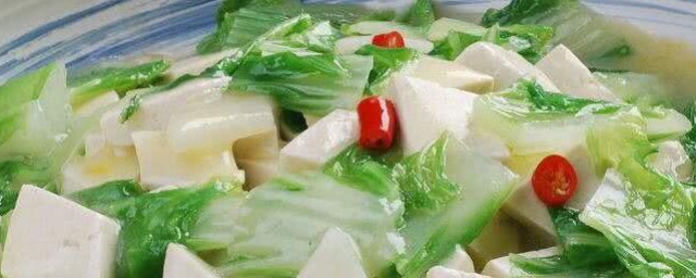 豆腐炖白菜怎样做才好吃 豆腐炖白菜做法简介