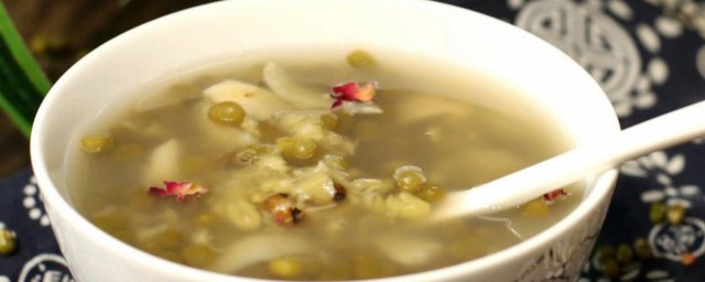 老鸭绿豆汤的做法详细步骤 老鸭绿豆汤的做法介绍