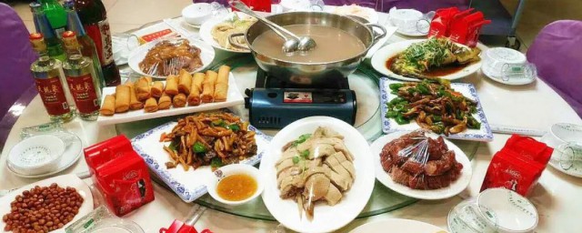 请客吃喜酒怎样写 请客吃喜酒怎样写
