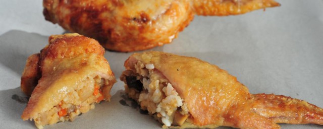 鸡翅包饭怎样用烧烤炉烤 用烧烤炉烤鸡翅包饭的技巧