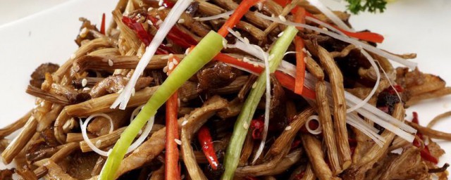 茶树菇炒肉丝 茶树菇炒肉丝做法简介