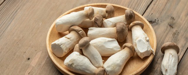 烤鲍菇丝如何做 烤鲍菇丝制作的步骤有什么