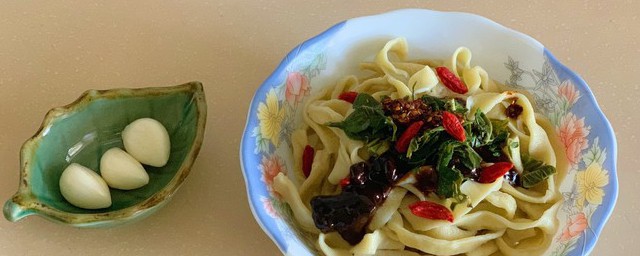 鸡蛋竹升面怎样做 鸡蛋竹升面做法
