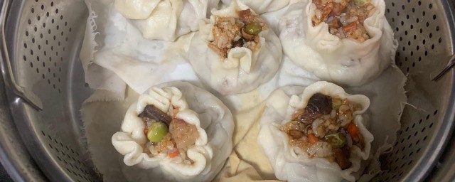糯米腊肠烧麦如何弄 香菇肉腊肠糯米烧麦的做法