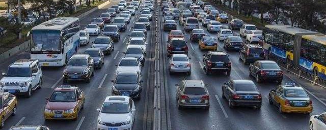 驾驶汽车怎样样节油 驾驶汽车怎样样能省油