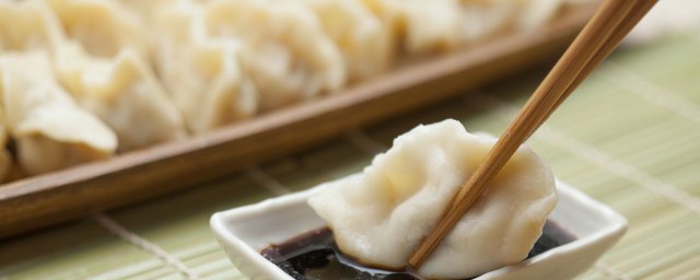 怎么做韭菜香菇饺子 香菇韭菜鸡蛋饺子做法