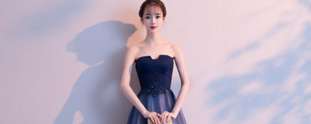 抹胸礼服穿哪种内衣 抹胸礼服穿什么内衣好