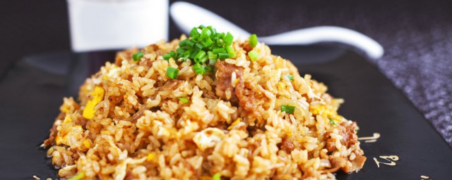 鸡蛋拌饭做法窍门 鸡蛋拌饭米饭用硬的还是软的好