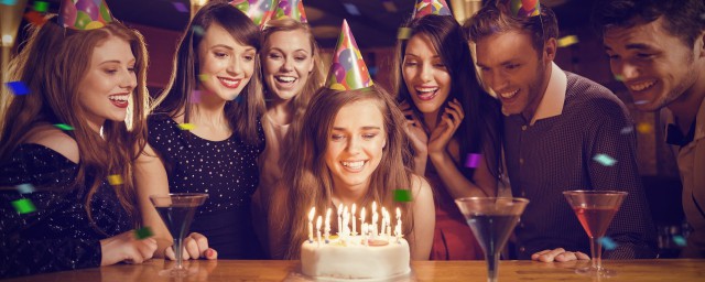 自己生日文案短句 自己生日文案短句有什么