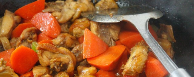 土豆胡萝卜烧鸡 土豆胡萝卜烧鸡做法