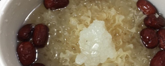 桂花莲子羹怎样做 制作桂花莲子羹的技巧
