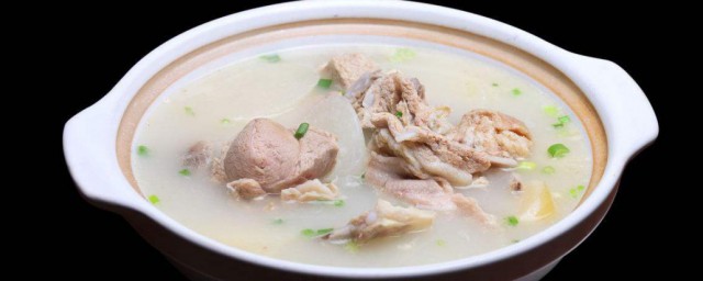 冬天经常吃羊肉炖萝卜的做法 羊肉炖萝卜技巧