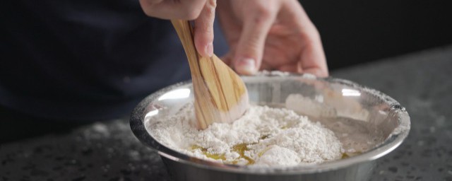 椰丝牛奶餐包怎样做 怎样做 椰丝牛奶餐包