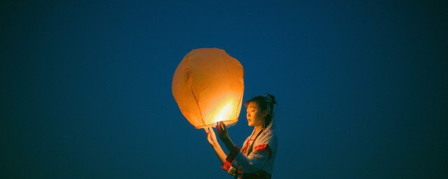 描写夏天晚上的短句子 描写夏天晚上的优美句子
