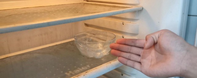 白醋清洗冰箱去异味最好的要领 清洗冰箱去异味方法分享