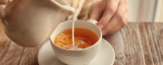 懒人鸳鸯奶茶如何做 鸳鸯奶茶是哪里的特产饮品