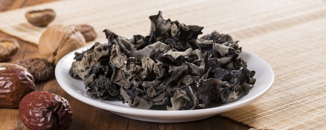 干木耳怎么做家常菜 干木耳的烹饪要领
