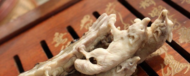形容雕刻的简短句子 简述形容雕刻的简短句子