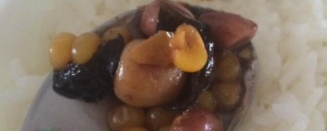 八宝酱香鸡怎样弄 八宝酱香鸡的做法